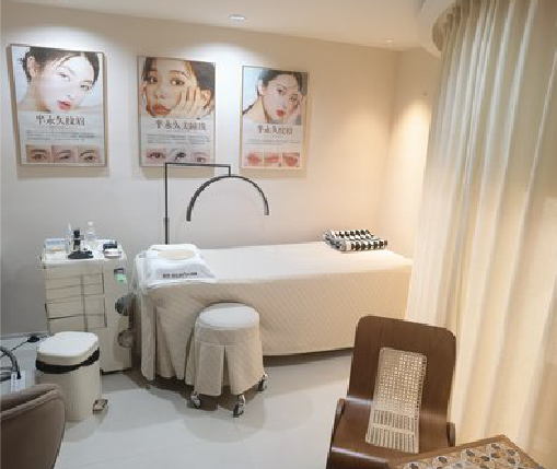 威宁美容店装修小技巧